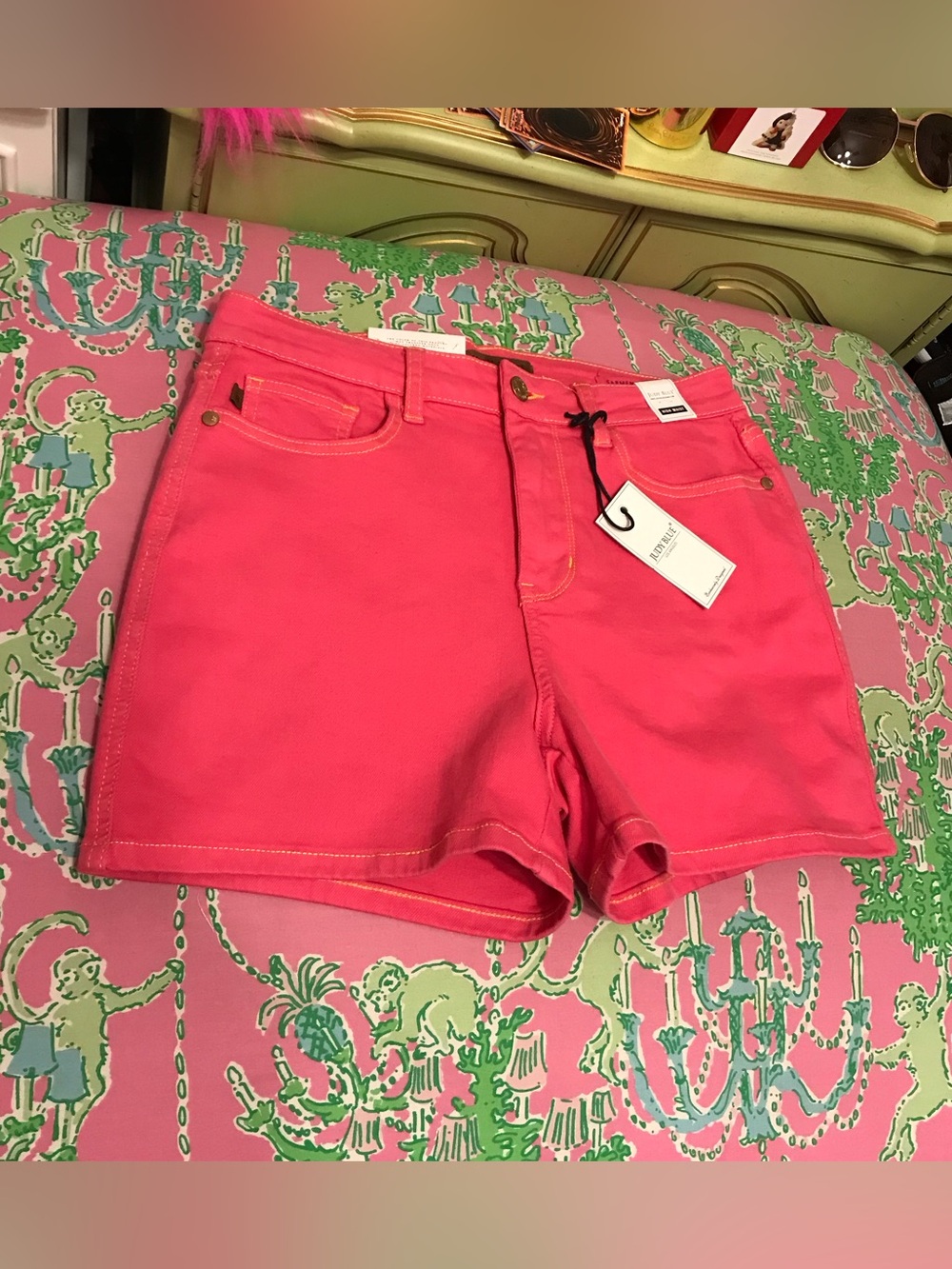 judy blue high waist magenta garment dyed shorts 5 pockets JB150266 size medium